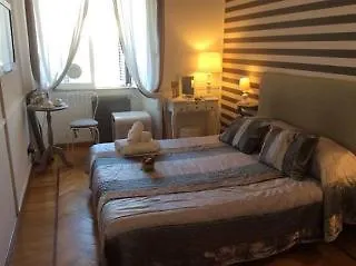 Luiza Vatican House Oda ve Kahvaltı Roma