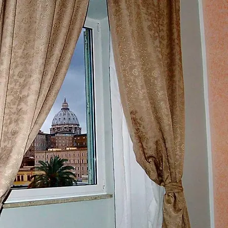 Frühstückspension Luiza Vatican House 4*