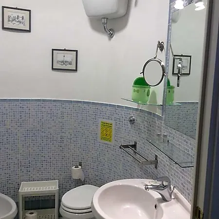 Luiza Vatican House 4*