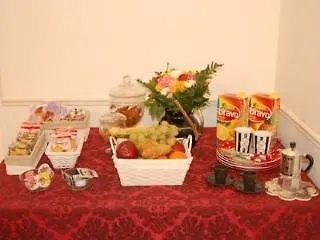 Luiza Vatican House 4*