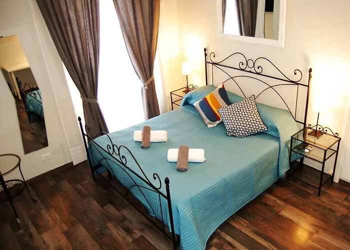 Luiza Vatican House Bed & Breakfast 4*